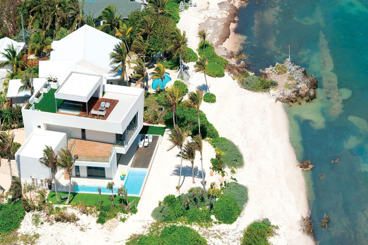 Olympus by Grand Cayman Villas gallery image 2