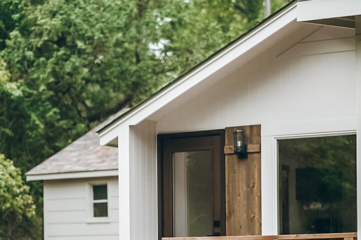 Wild Mountain Retreat gallery image 3