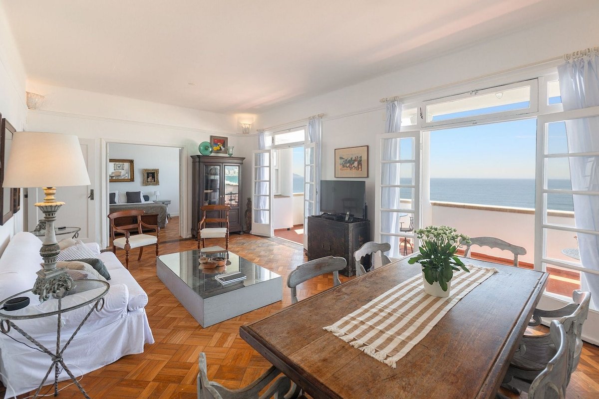 Rio122 – Classy 3 Bedroom Flat on Copacabana beach gallery image 5