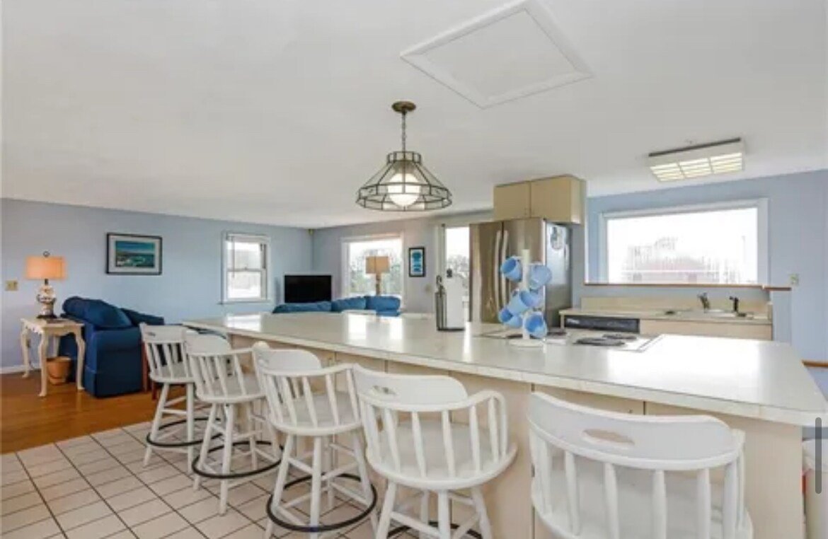 Coastal Oceanview Cottage in Green Hill 3Br 2Ba gallery image 5