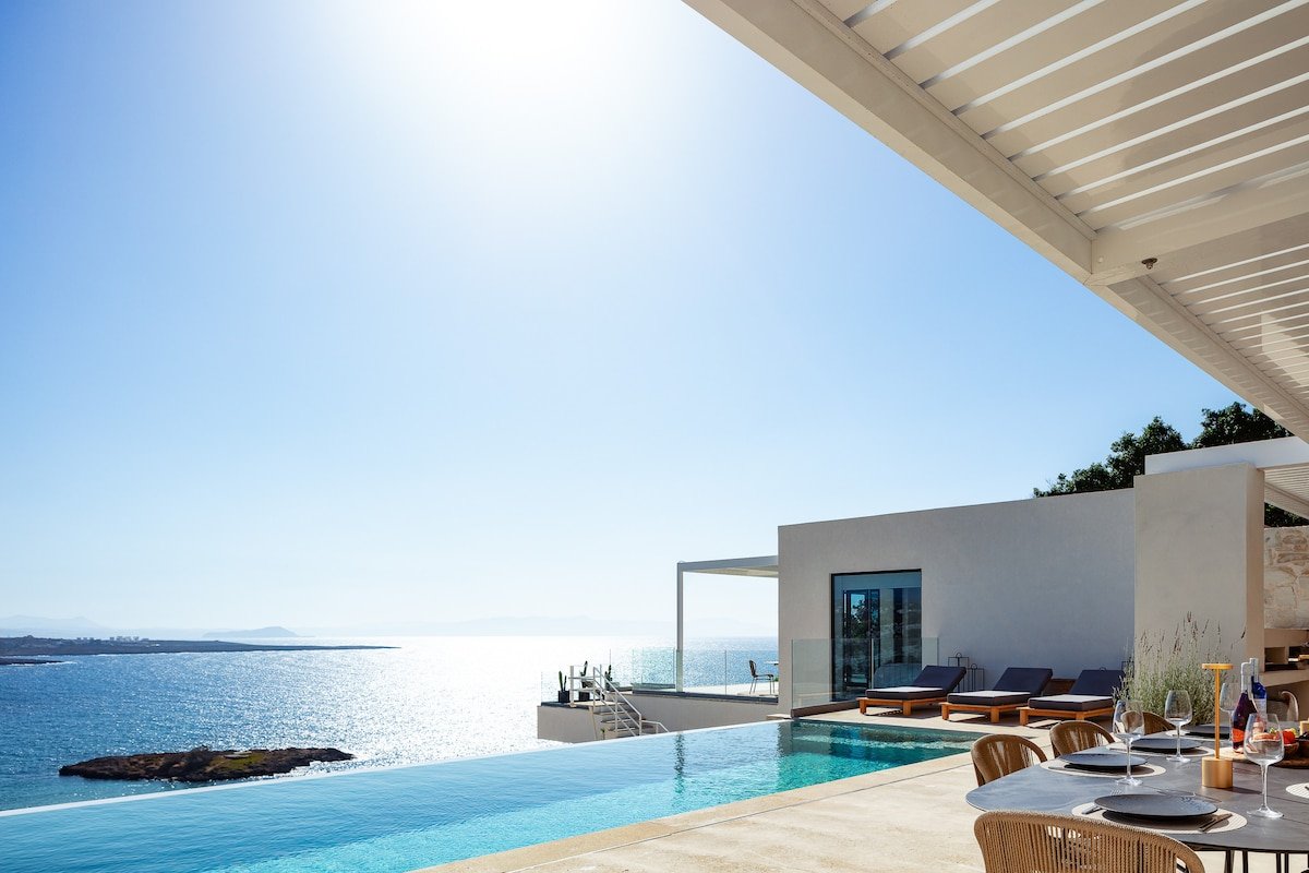 Elevate your Seascape-250m from a Beach by etouri gallery image 3