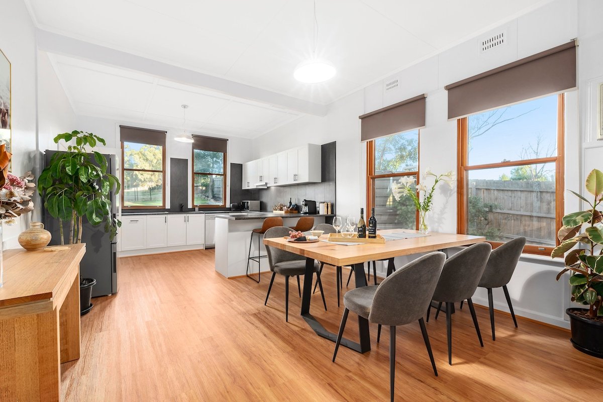 Yarra Grange Farm Stay – Gate House gallery image 5