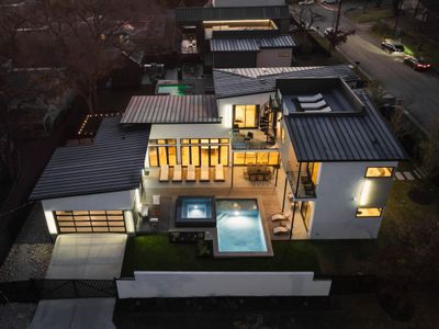 Lone Star Lookout by Lux Tiny Resorts