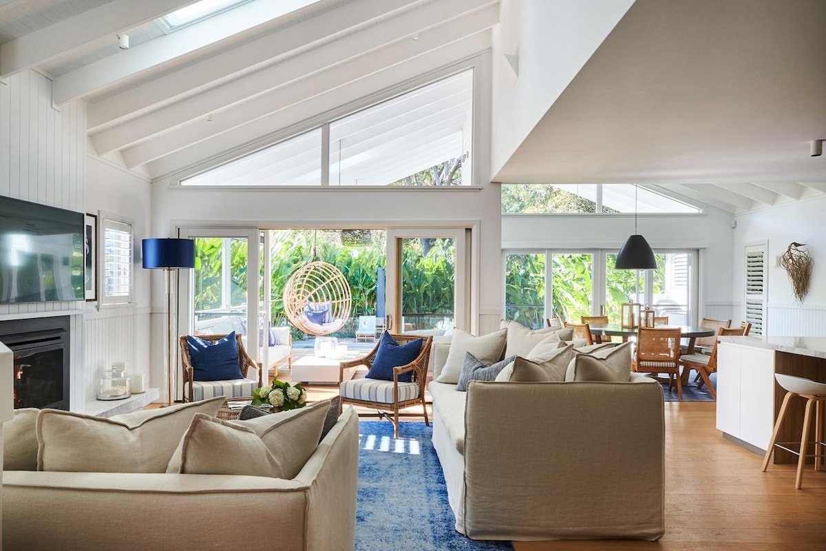 The Tropic gallery image 3