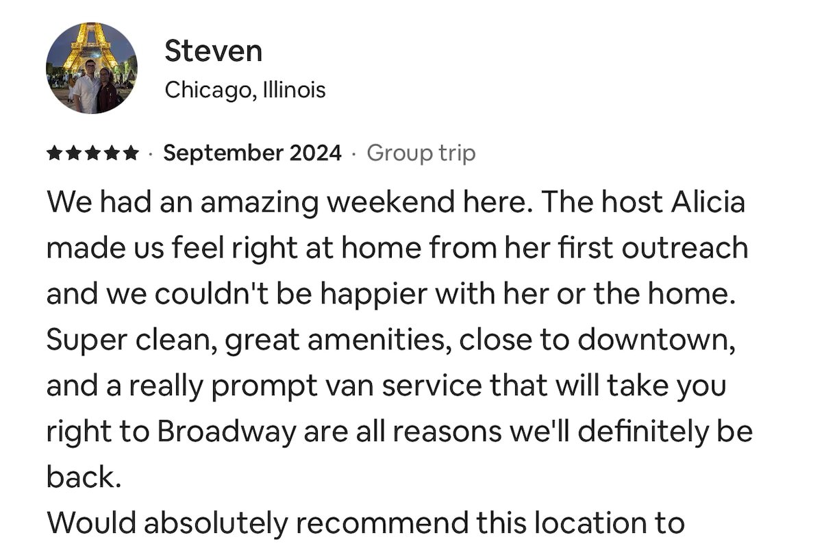 Nash Lux home hottub/9Beds/rooftop/gameroom gallery image 4