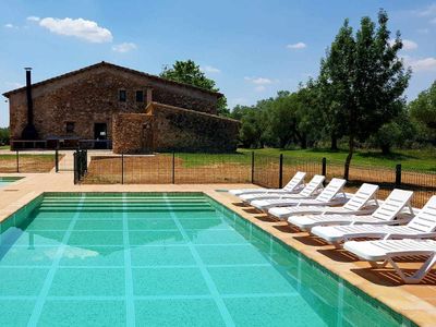 Rural house in Girona. 8 bedrooms, private pool