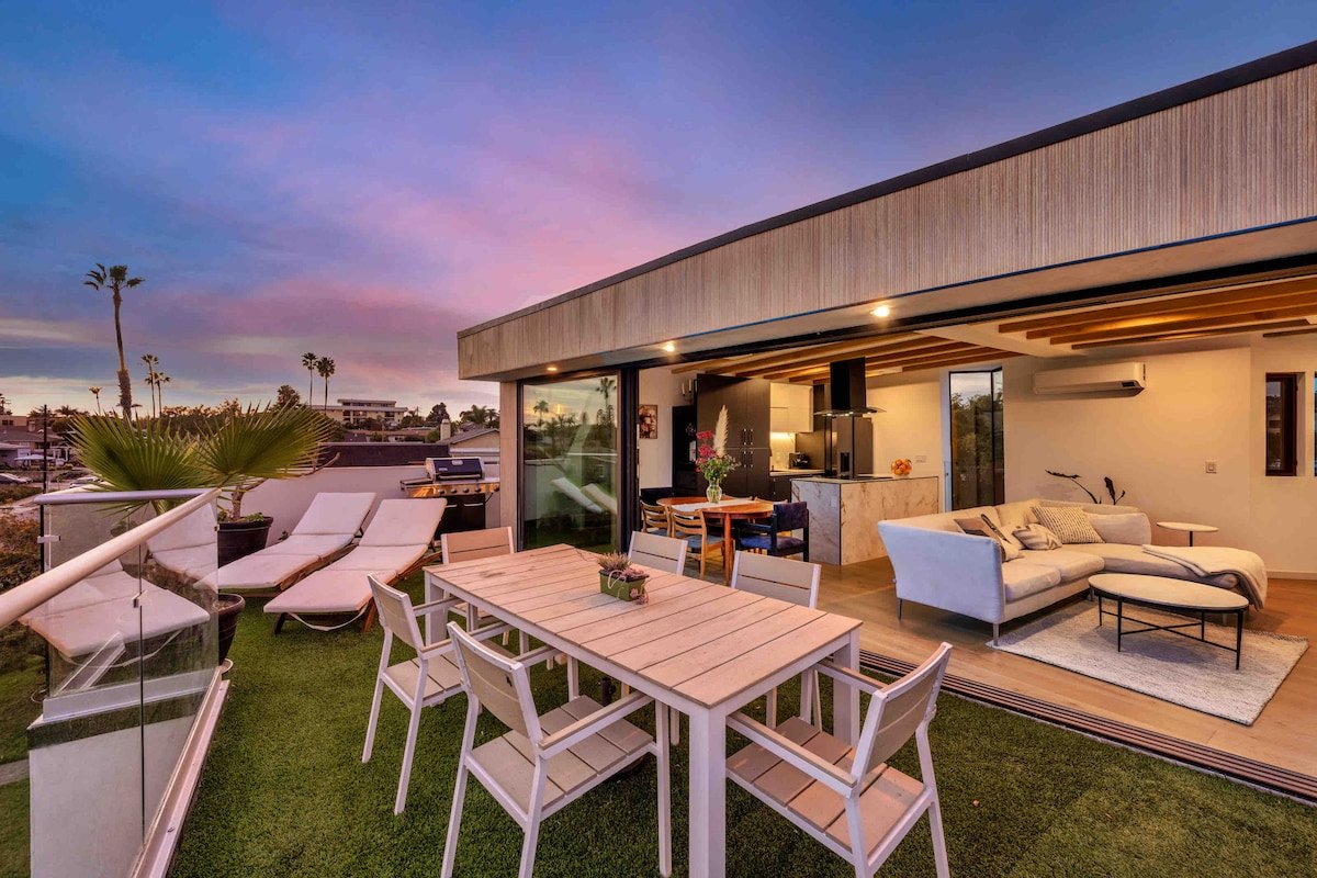 Brand new Architecture Jewel in Pacific Beach gallery image 4