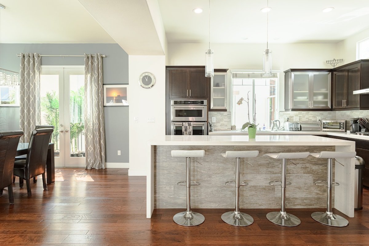 Luxurious House Close to the Beach gallery image 2