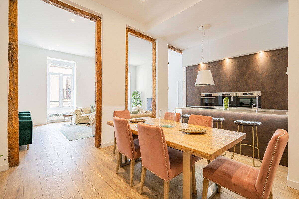 El Corazon de Chueca – 3Bdrm 3 Bath gallery image 3