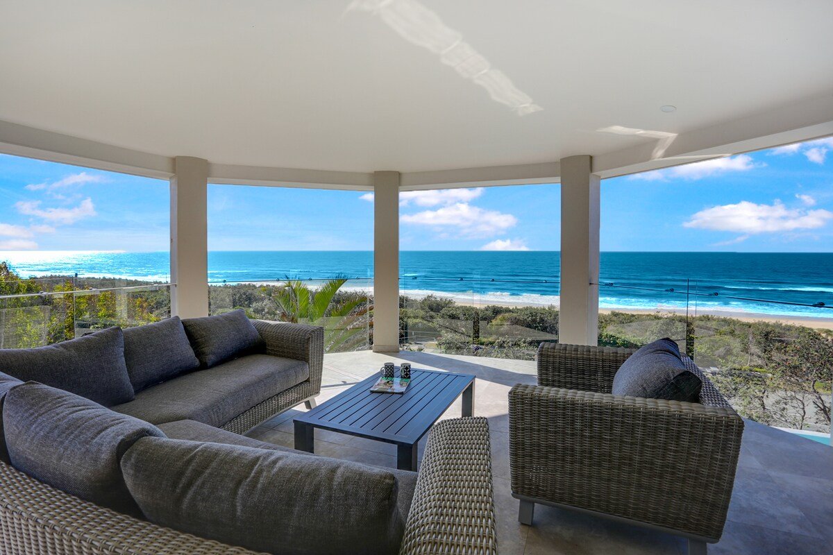 Castaways Beach Escape (6 bedroom) – Ocean Views gallery image 4