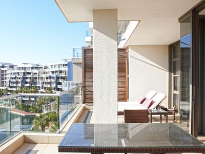 Apartment on the Waterfront