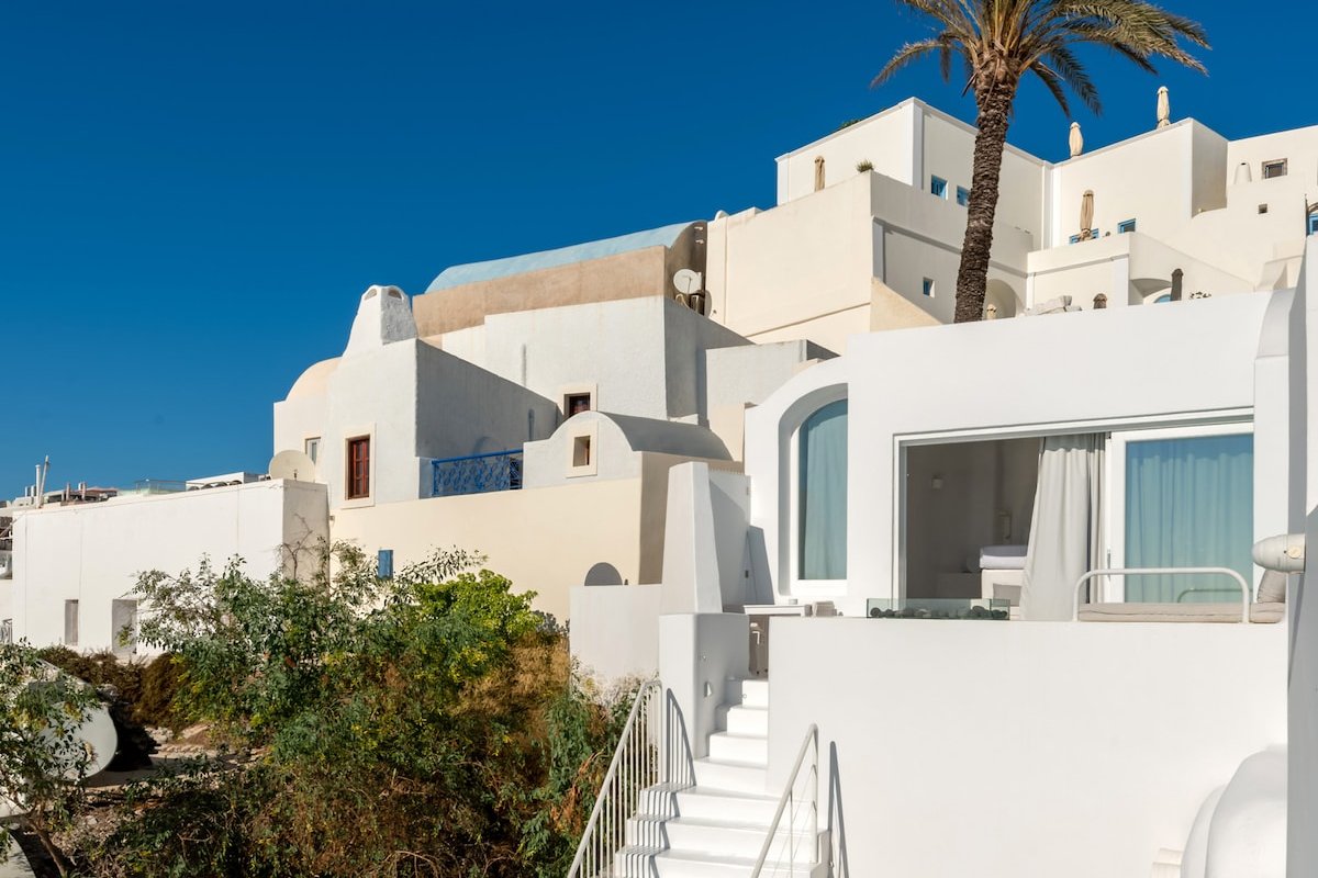 Villa, Heated private pool, Caldera view gallery image 3