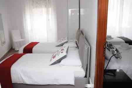 Supercentral, 3 bedrooms apt. in the Roman Ghetto gallery image 4