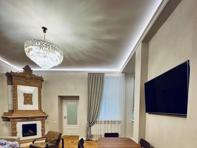 Spacious 5 bedroom apartment in the centre of Riga