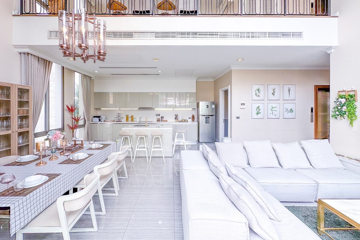 Lavish Pool Club Villa in Thonglor Core ｜600m BTS gallery image 5