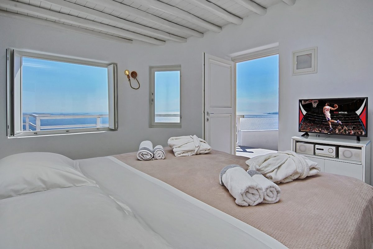 The Mykonos Villa ( 8 bedrooms ) gallery image 4