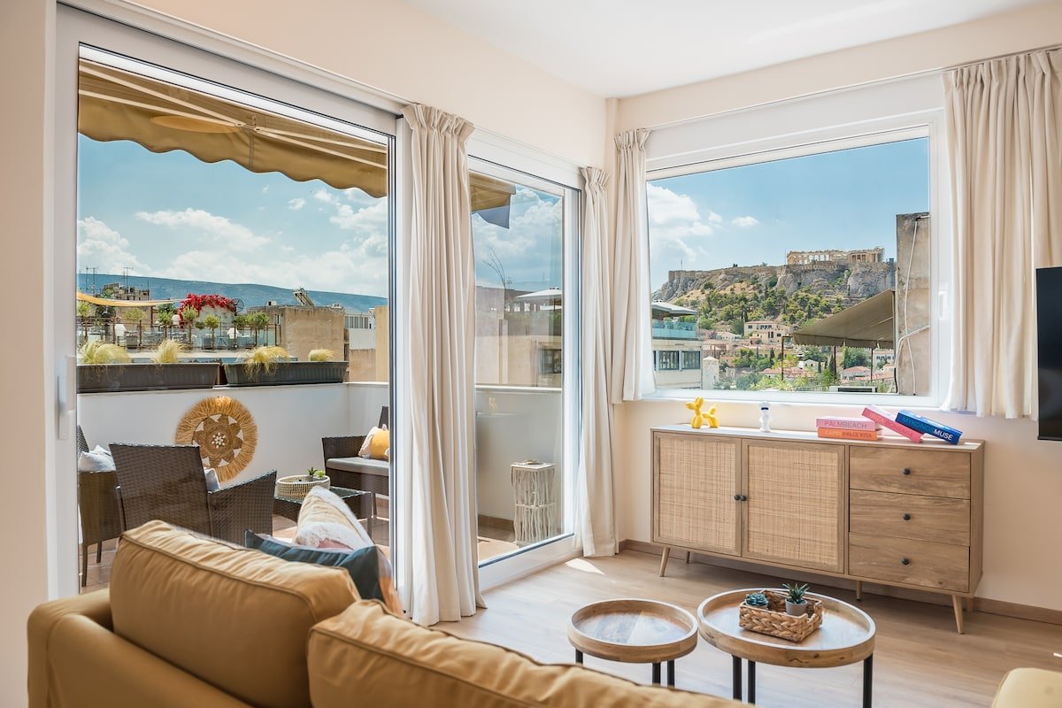 Majestic Penthouse w/ Acropolis View gallery image 2