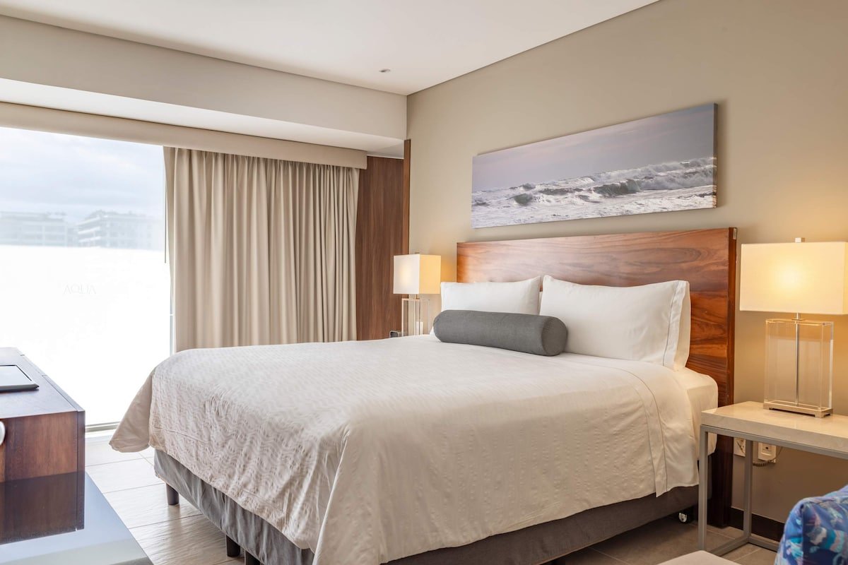 Live Aqua Club Marina Condo 2 Bedrooms gallery image 2