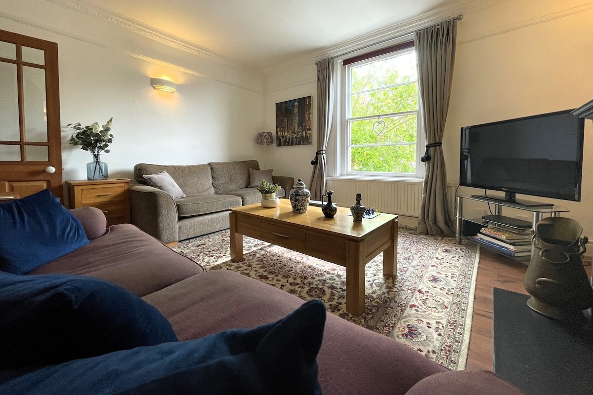 Fabulous Townhouse in Clifton gallery image 4