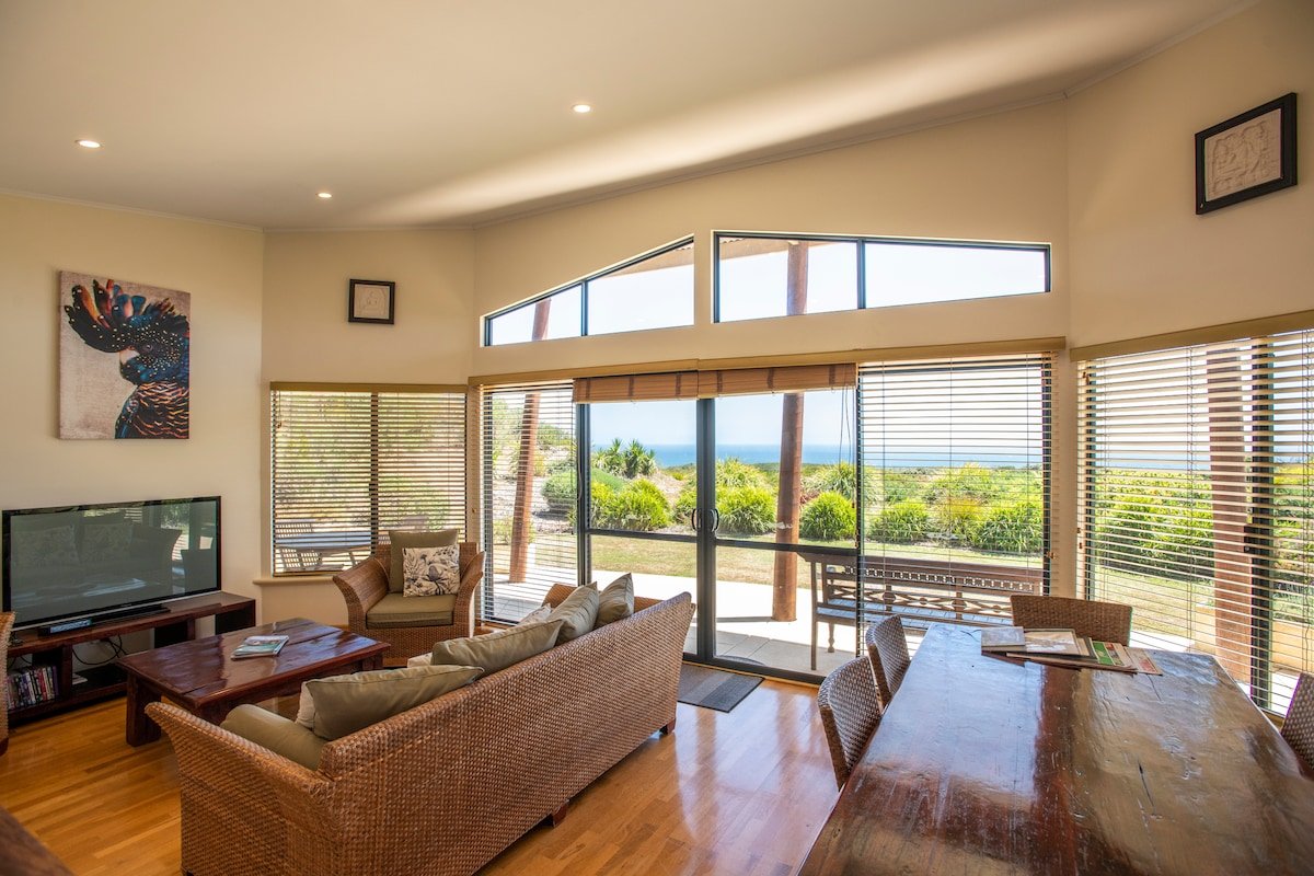 Villa – Georgette – 2 night gallery image 2