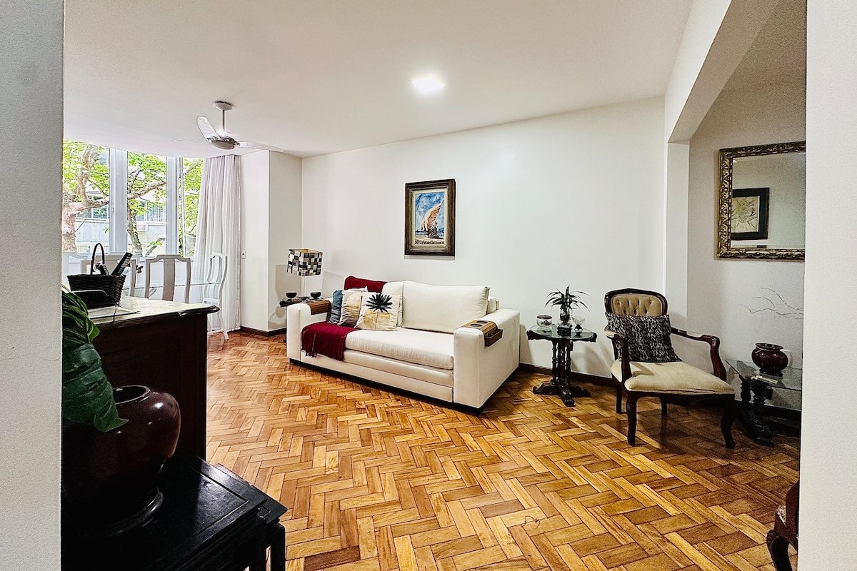 Copacacabana, RJ Espaco inteiro – 02 Quartos gallery image 5