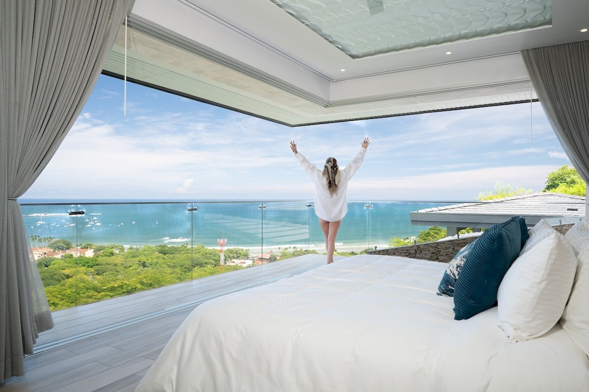 Luxury Villa: Ocean Views, Full Staff & Breakfast gallery image 2