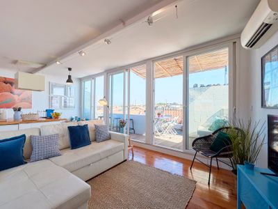 Chiado Terrace with stunning views – 3BR_3WC_AC!