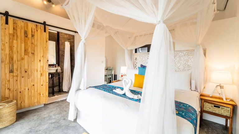 Lenyebi River Lodge Standard King Room