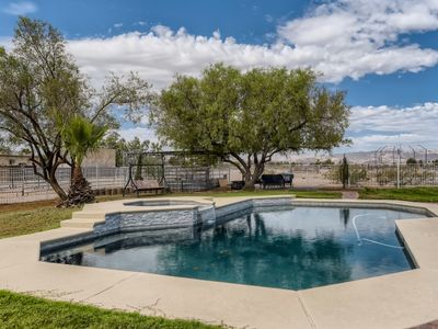 Luxury Villa 2.0 acre*Pool*View*Close Strip