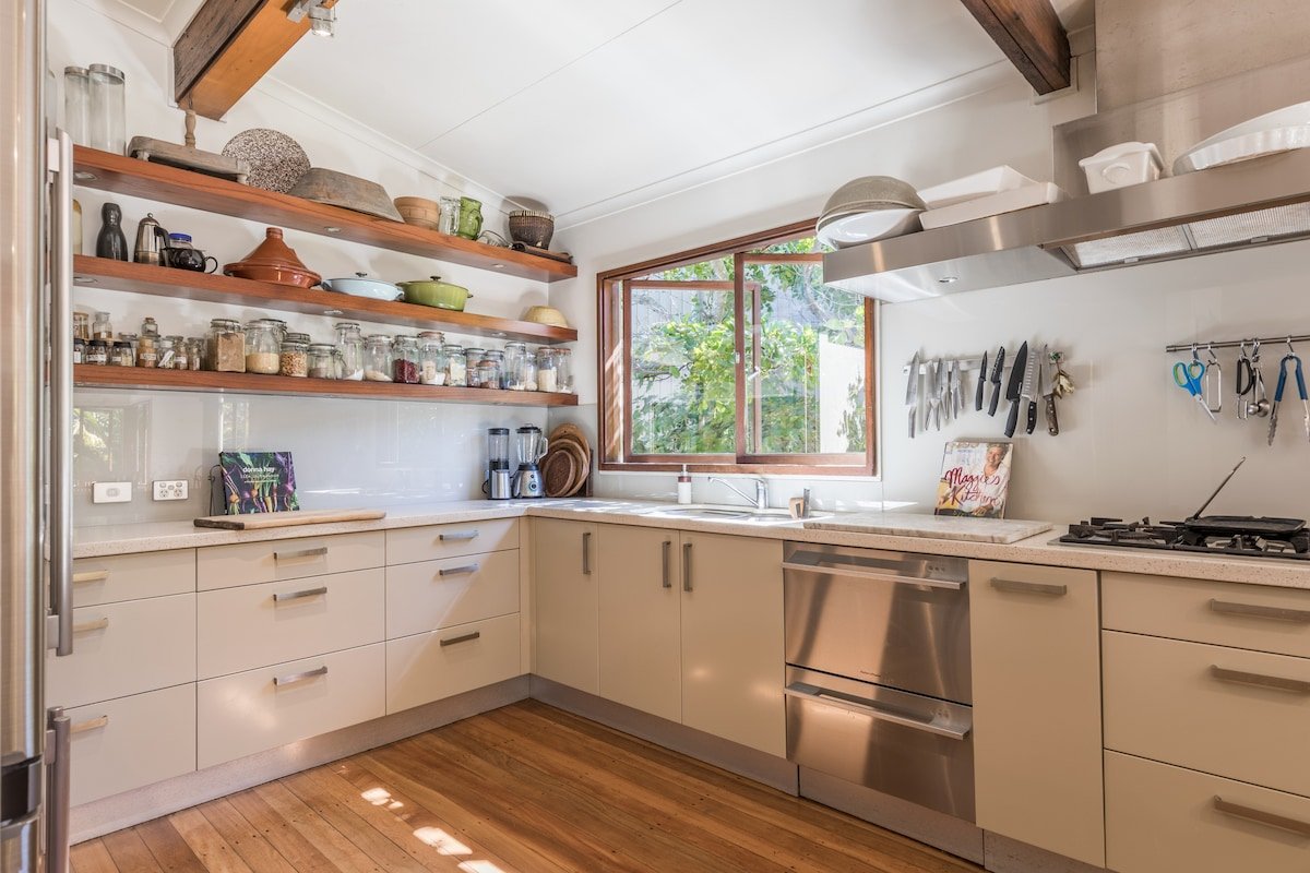 Tranquil Family Beach Retreat with Pool gallery image 3