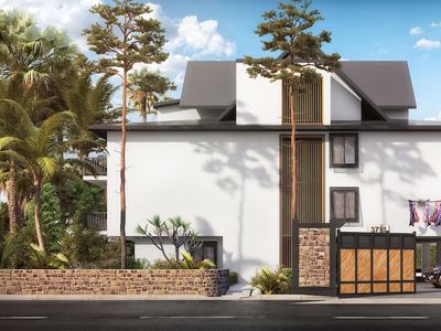 #1 Luxury OCEAN FRONT Mansion! Sleeps 32