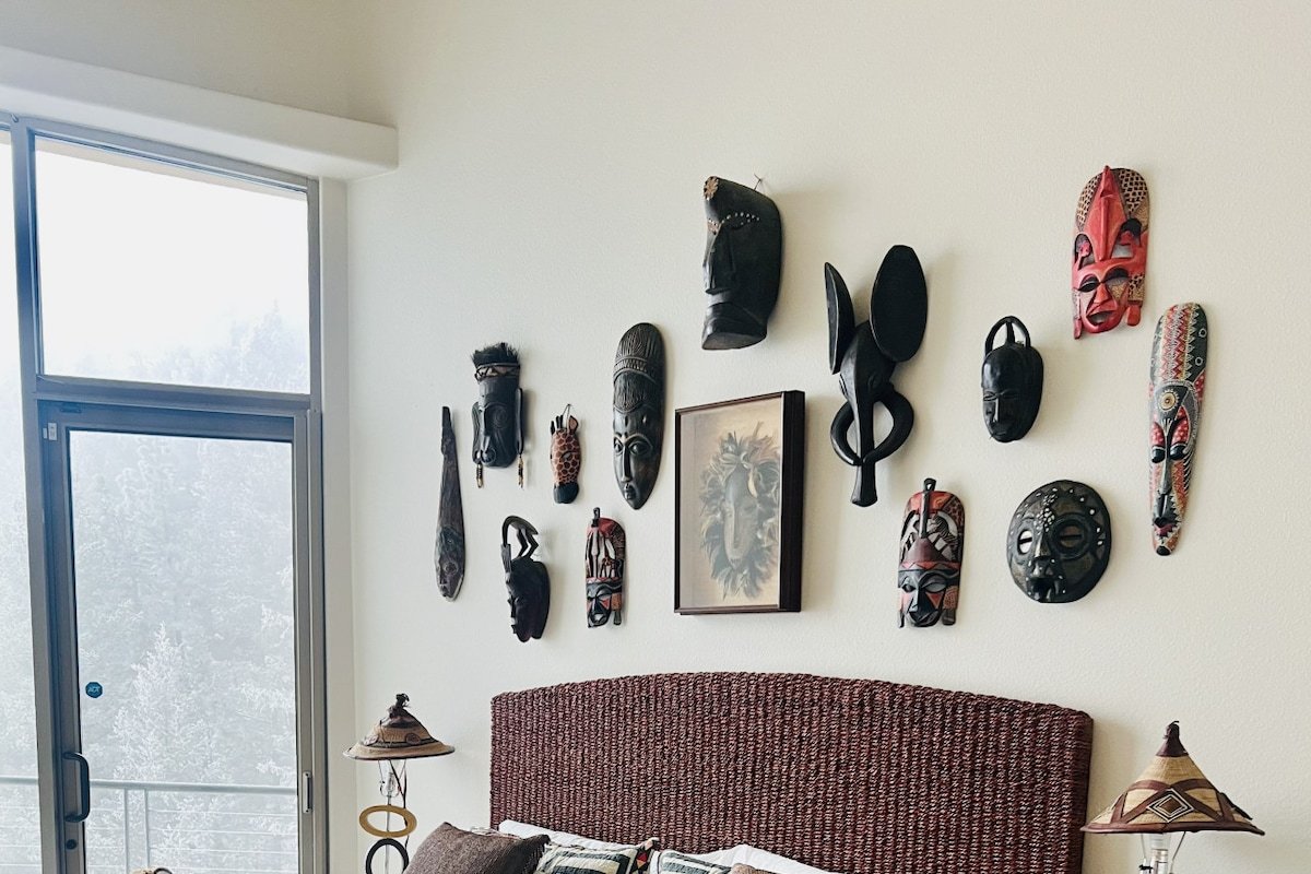 King of the mountain amazing views! Sleeps 12 gallery image 4