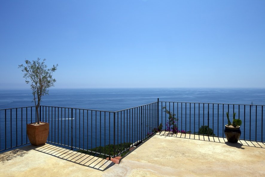 stunning villa on the costa brava, gallery image 5