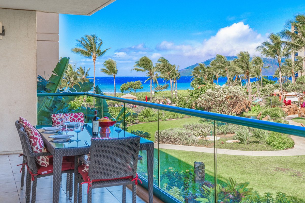 Maui Resort Rentals: Honua Kai Hokulani 248