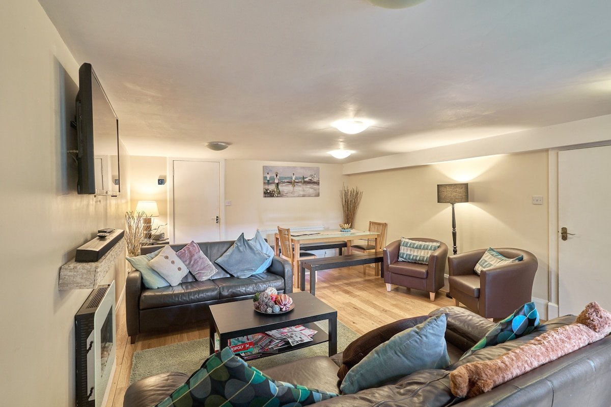 Central New Town Apartment – Licence EH-69656-F gallery image 4