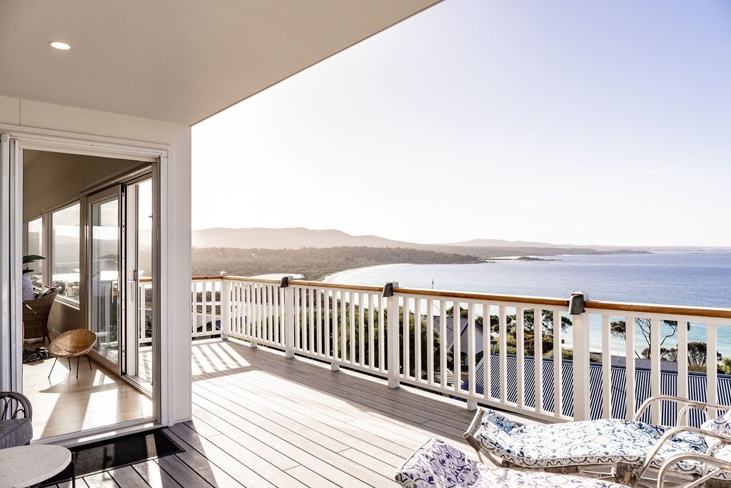 Sweeping Bay of Fires Views – RARE! gallery image 5