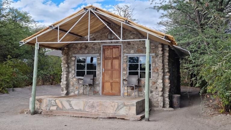 Fiume Bush Camp Twin Stone Chalet