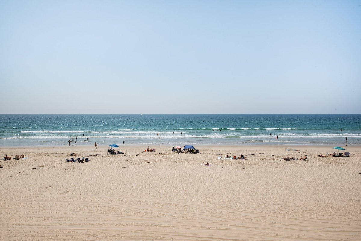 Ocean Front Home Sleeps 10+ Dream Beach Vacation gallery image 4