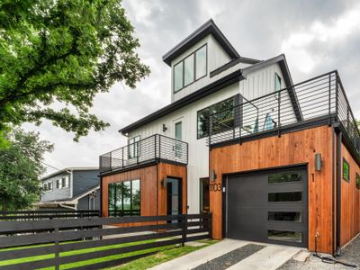 BIG DECK – amazing views – near Rainey