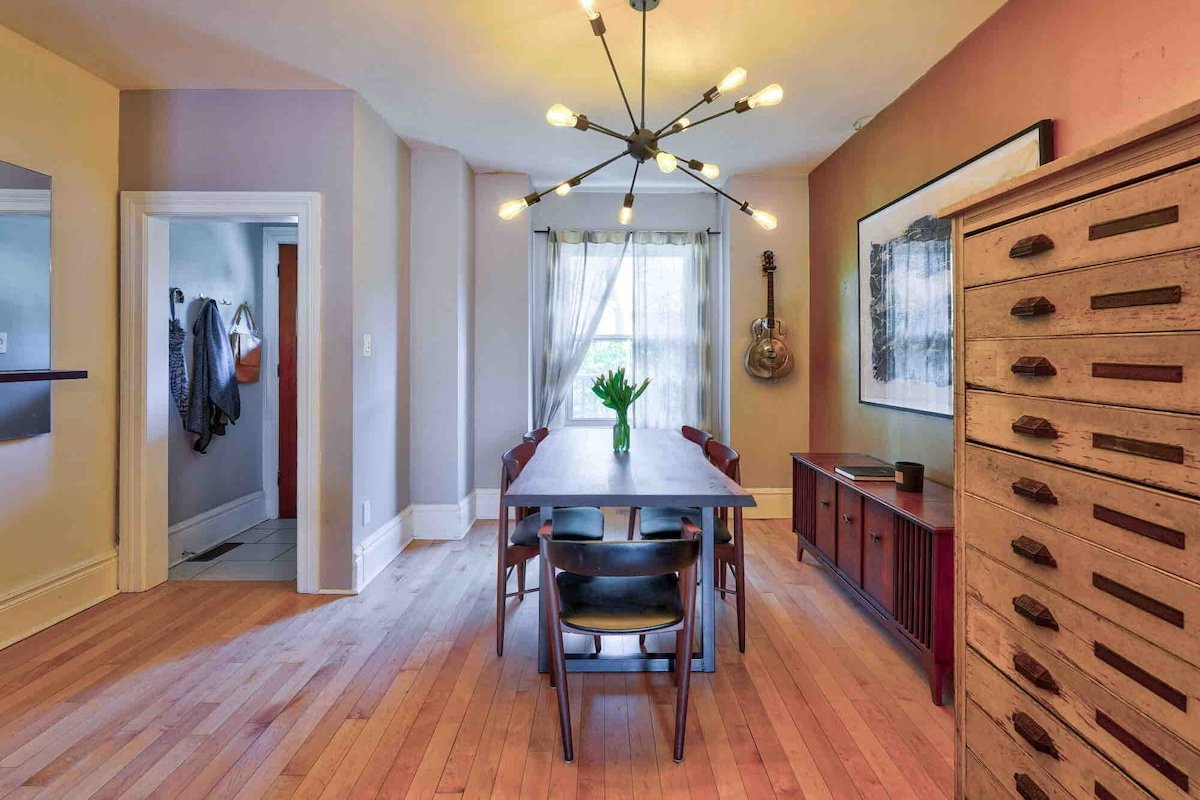 Cute House In Golden Area gallery image 5