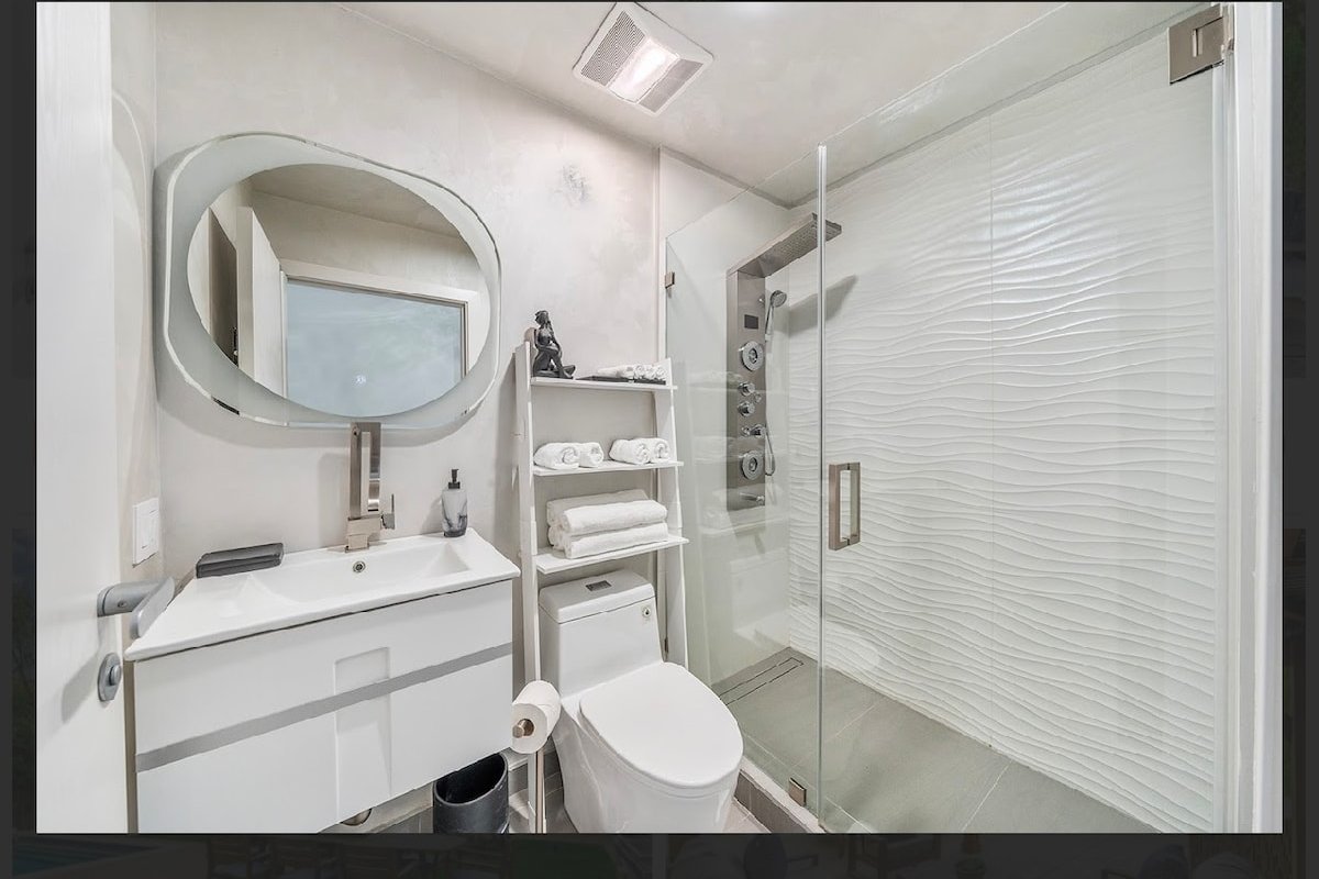 Your own private retreat. gallery image 3