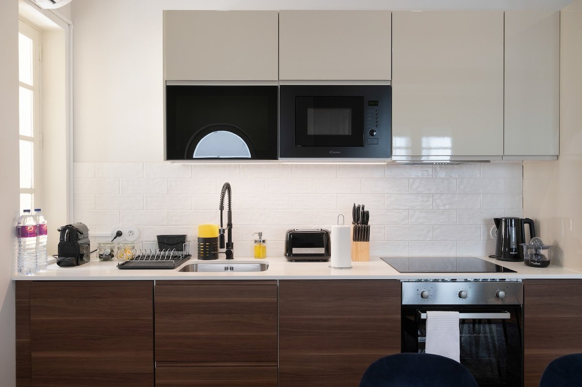 Invicta Premium – 4BR Downtown apartment w/AC gallery image 3