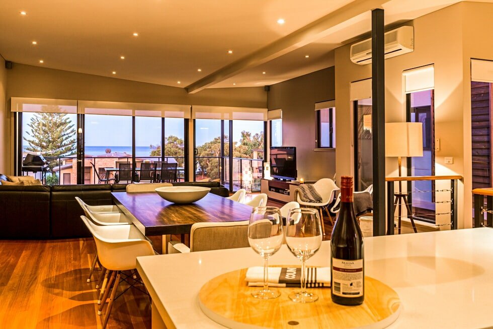 Regency Beach House gallery image 3