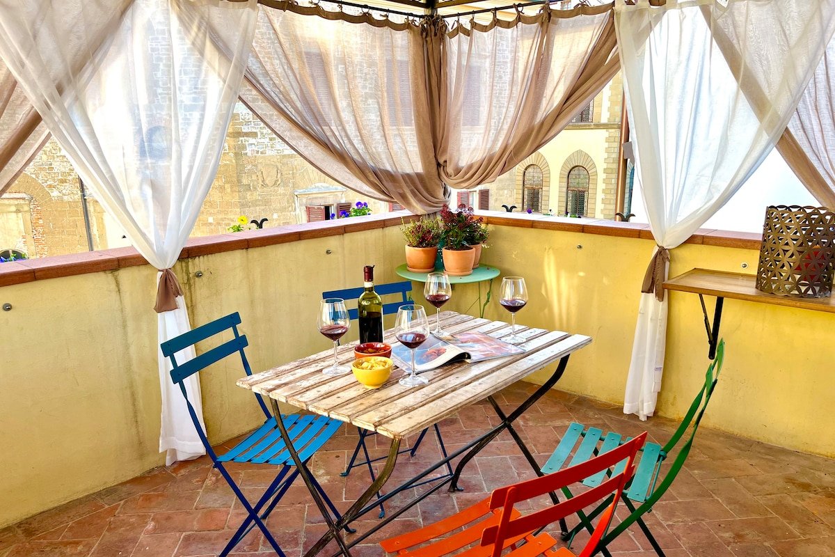 Elegante appartamento in pieno centro a Firenze gallery image 2