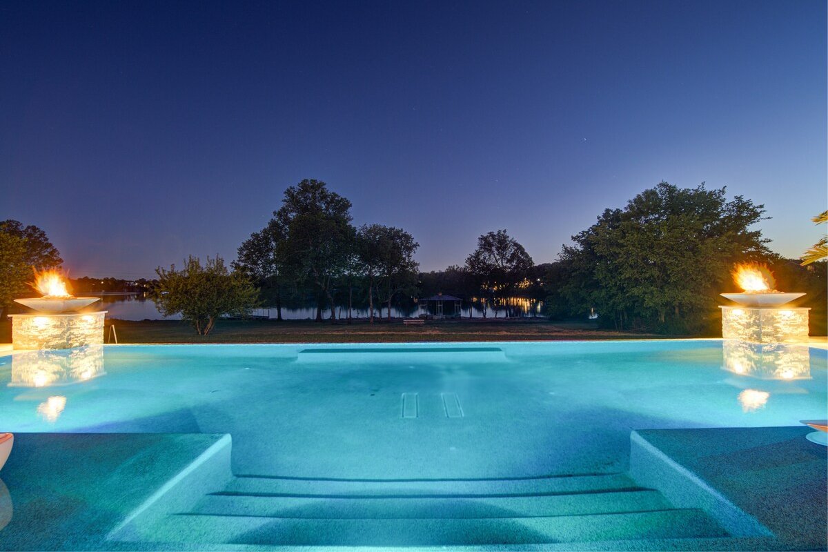 Above Nashville Lakeside Oasis I Lakefront | Pool& gallery image 5