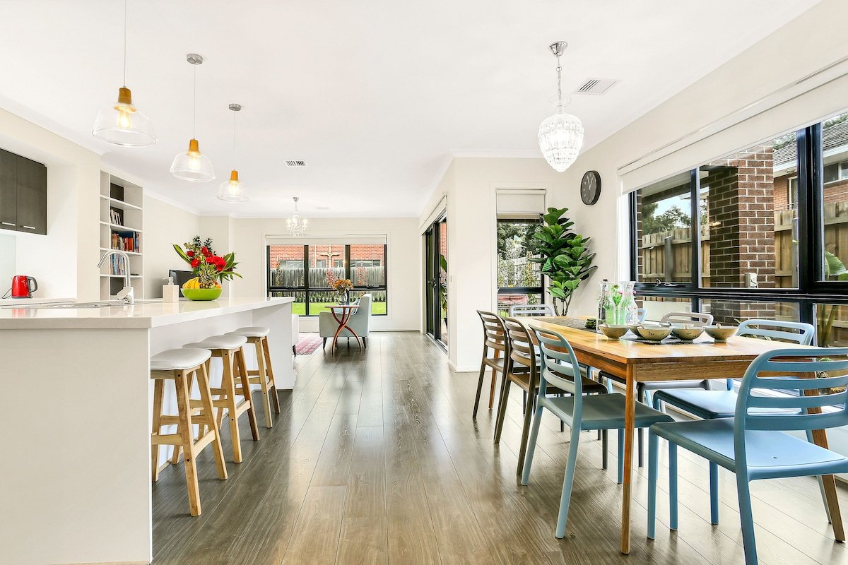 Macpherson Luxe 4BR House by A&J gallery image 3