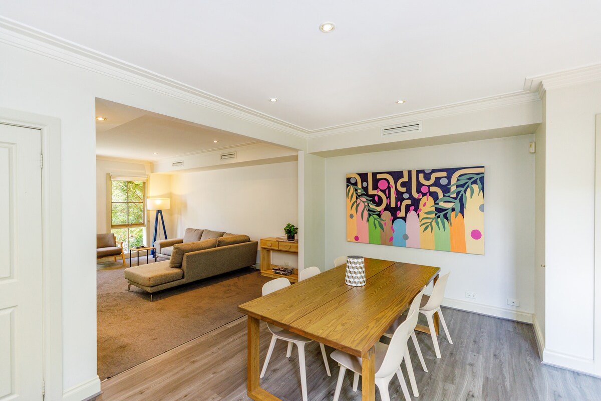 Perfect family 3 bedroom Accomm in Malvern East gallery image 5