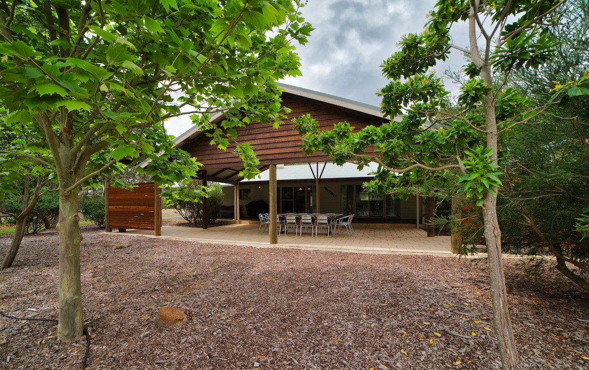 Popeye’s Patch Pet Friendly gallery image 2