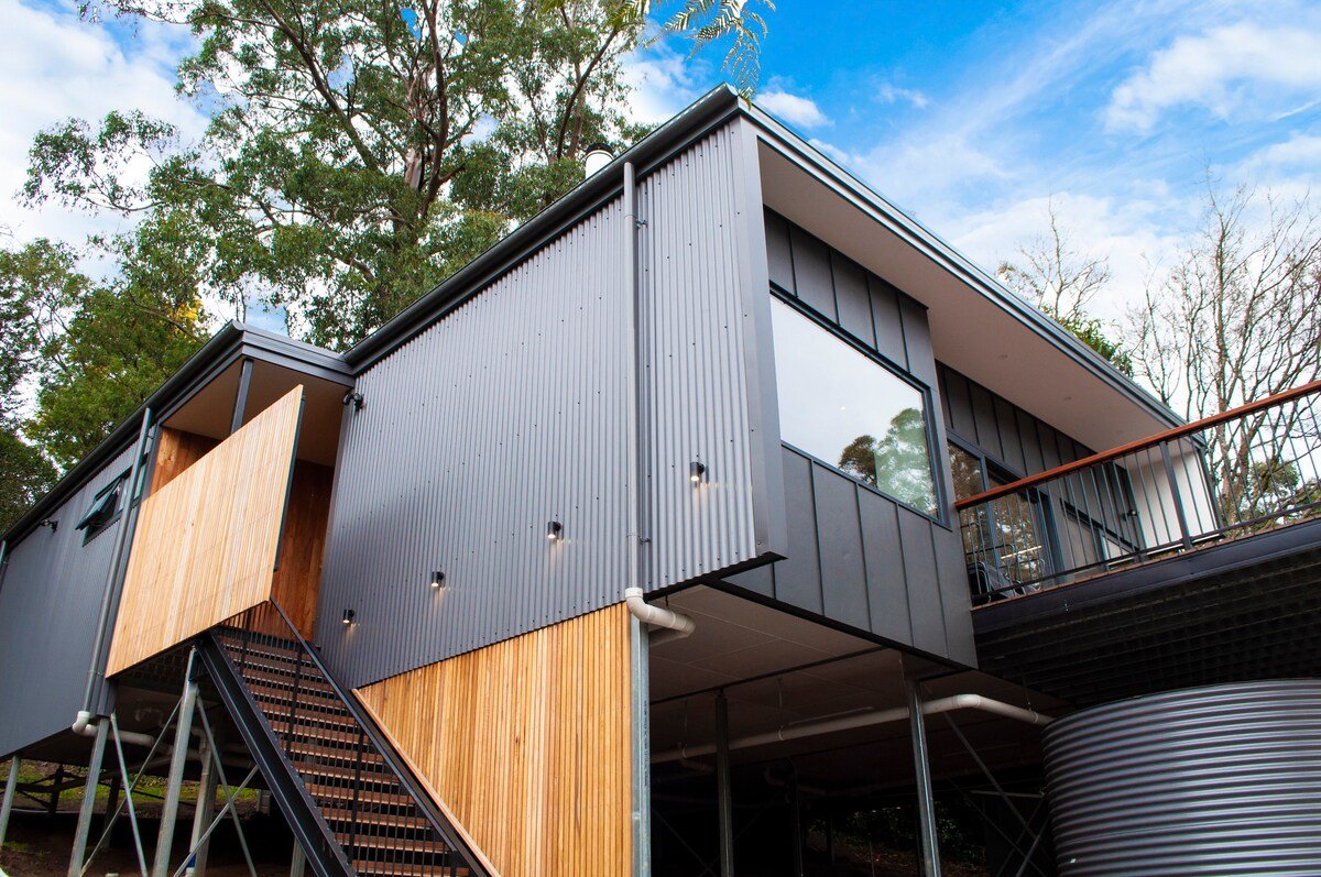 Wally Janes Warburton gallery image 4