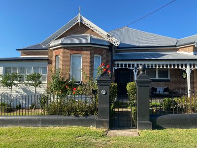 Wingham House 1889 – Entire Bnb (2 rooms)
